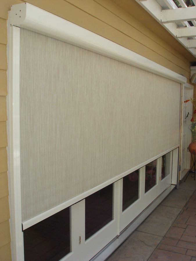 Motorized_Power_Screens_Classic_Improvement_Products_0172.1-1