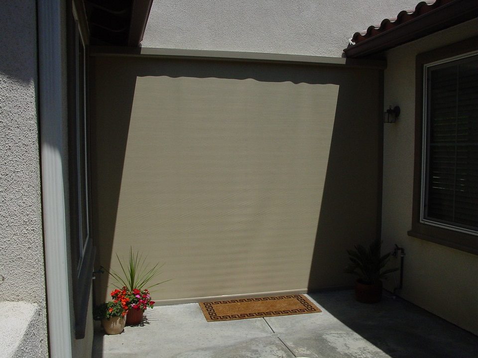 Motorized_Power_Screens_Classic_Improvement_Products_0177.1